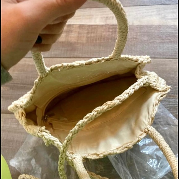 Brand new woman’s BoHo purse - Picture 3 of 4